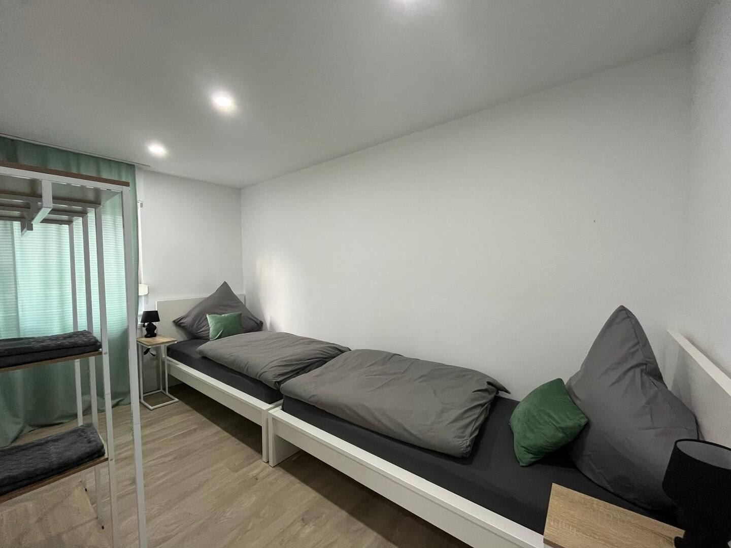 Airbnb, Vita Und Senol